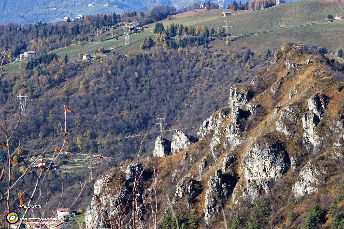 75 Monte Corno (Crus di Coregn), salito il giorno prima.JPG